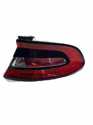 Conjunto de luces traseras Dodge Dart 13 14 15 16 lado del pasajero derecho Foto 1 de 4