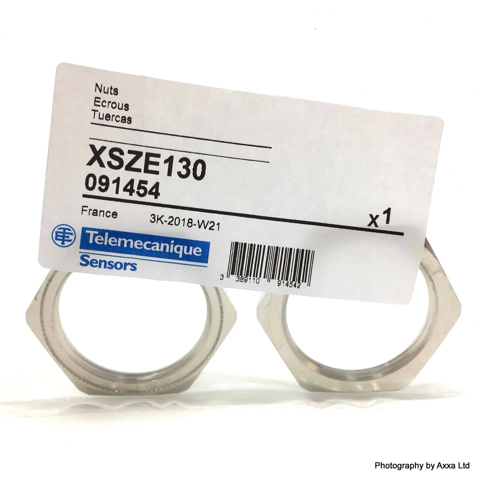 Fixing Nuts for sensors XSZE130 Telemecanique Ã˜30mm M30 091454