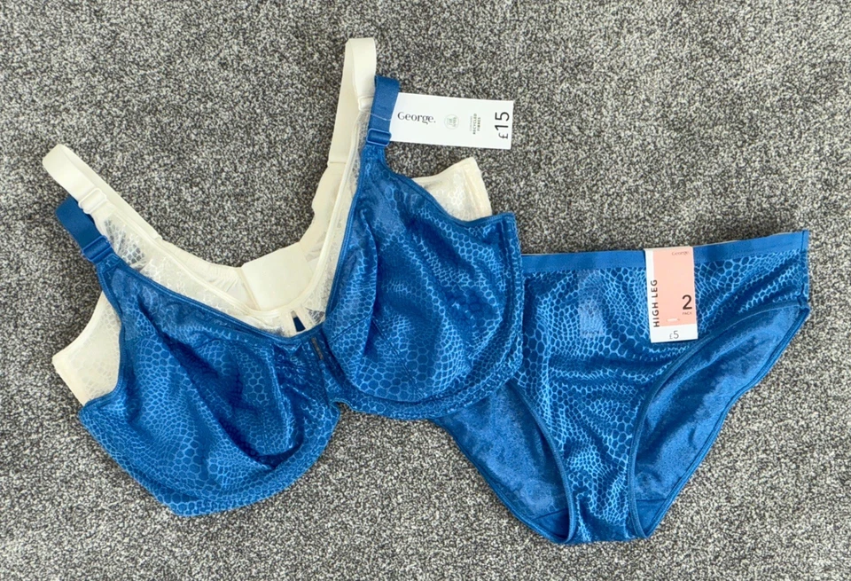 NUEVO CON ETIQUETAS SUJETADOR GEORGE @ ASDA COPA COMPLETA SIN RELLENO 36G X2 Y CALZONCILLO PIERNA ALTA 12 X2 PRECIO DE VENTA SUGERIDO POR EL FABRICANTE £20 Foto 1 de 1