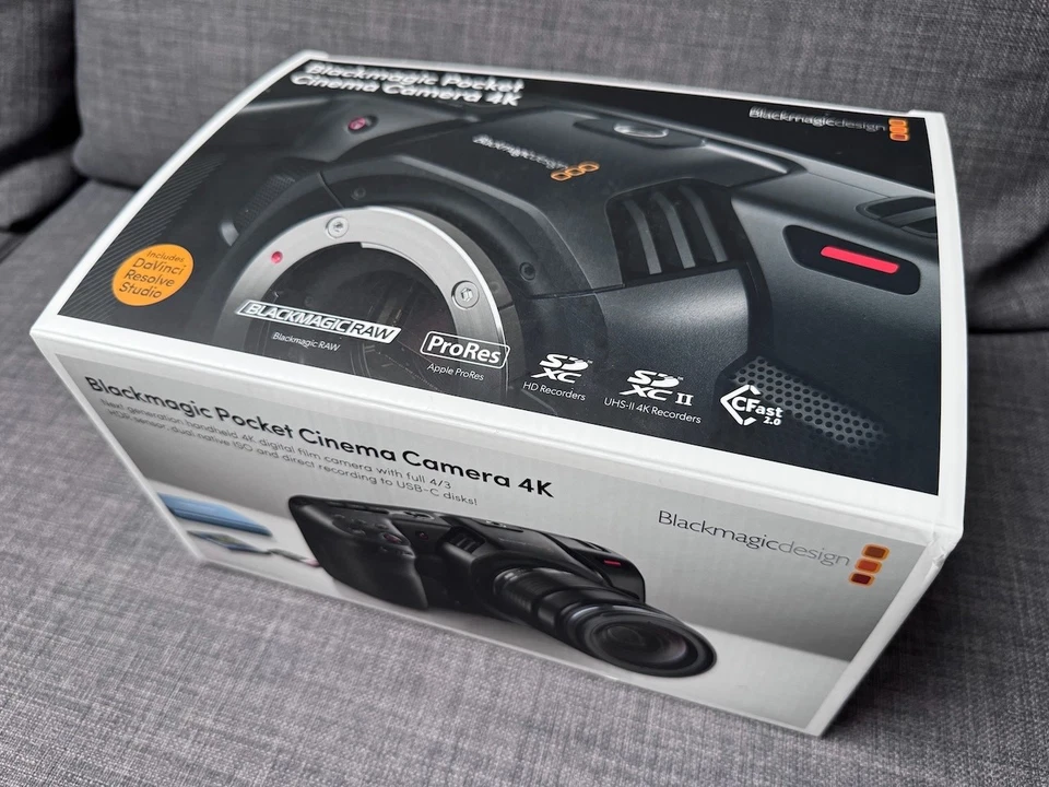 Blackmagic Design Pocket Cinema Camera 4K BMPCC4K 12-Bit BRAW - Bild 1 von 4