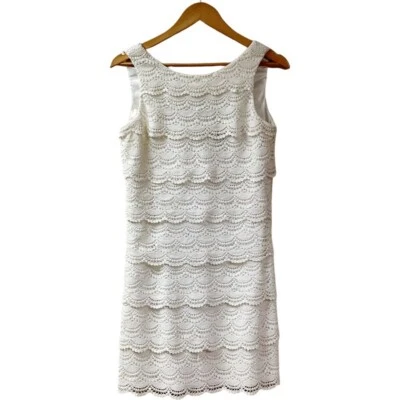 WHBM Womens White Scalloped Lace Dress SIZE 4 Sleeveless Lined Zip Shift Wedding - Image 1 of 4