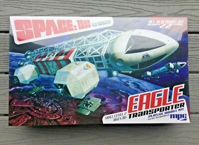MPC 1/48 SPACE 1999 EAGLE TRANSPORTER 22" LONG MODEL KIT & PANEL DECALS  825 F/S - Image 1 of 4