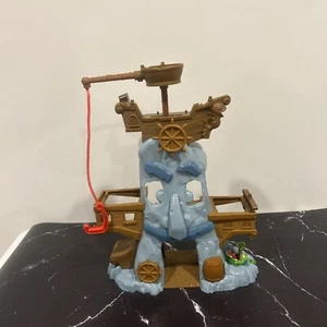 2011 Mattel Disney Pirate Ship Boat Moving Hook Trap Doors Alligator Chomps Nice - Picture 1 of 8