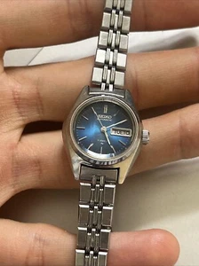 LADIES SEIKO AUTOMATIC 17j BLUE DIAL 2206-0500 WRISTWATCH JDM - RUNNING! - Picture 1 of 12