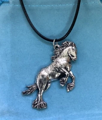Shire Horse Silver Pewter Pendant On A Cord Foto 1 de 4