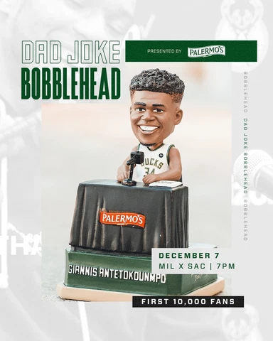 GIANNIS ANTETOKOUNMPO 2022-23 BUCKS SEASON GIVEAWAY DAD JOKE BOBBLE HEAD Cover