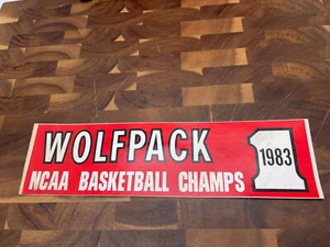 1983 North Carolina NC State NCSU Wolfpack NCAA Champs #1 Stoßstange Aufkleber - Bild 1 von 2