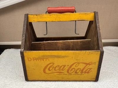 Paquete de 6 alas portadoras de madera vintage rojas amarillas de Coca Cola mango años 40 Foto 1 de 4