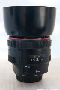 Canon EF 85mm F/1.2 L USM Lens SN#184406 - Picture 1 of 9