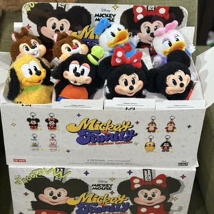 MICKEY FAMILY CUTE TOGETHER KEYCHAIN SERIES HOT CUTE ART HOT CUTE GIFTS - Picture 1 of 32