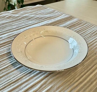 Cuenco de postre Sango Fine China Of Japan patrón Florencia 3646 Foto 1 de 4