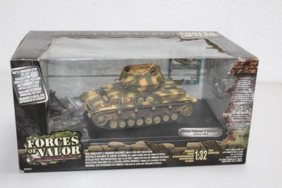 Forces of Valor 1:32 Die Cast Metal 80227 German Flakpanzer IV Wirbelwind (L26) - Bild 1 von 4