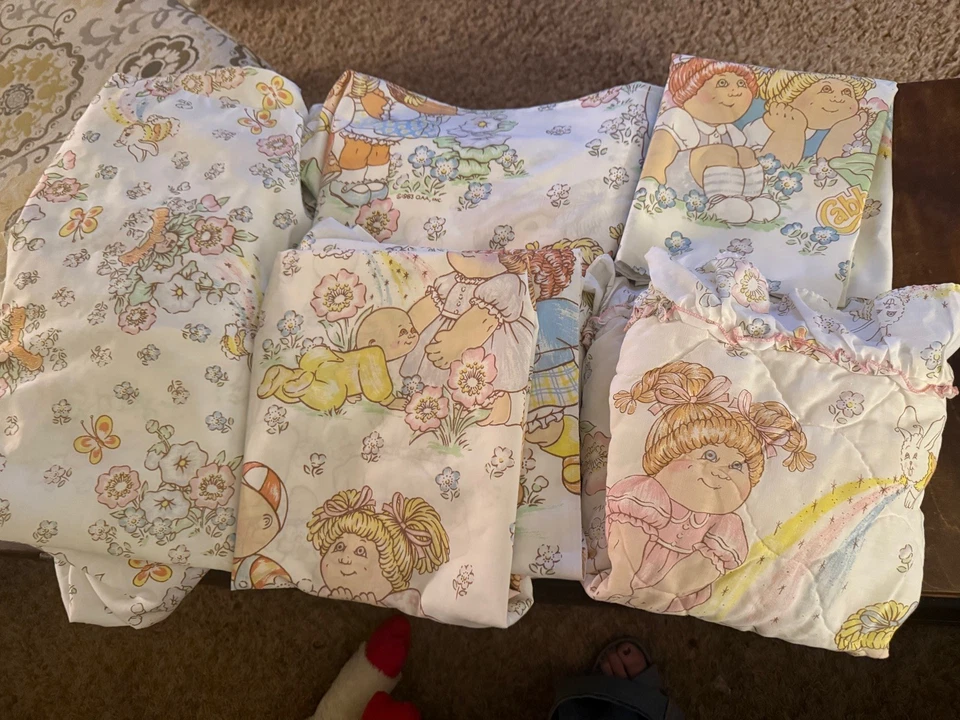 Vintage Cabbage Patch Kids 2 Lençóis 2 Twin Fitted Flat 1 travesseiro falso 1983 - Imagem 1 de 4