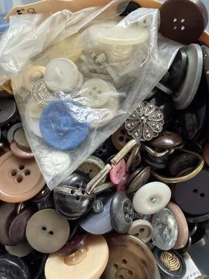 Mixed Tub Vintage Modern Black Blue Grey Buttons Job Lot Bundle 1.5kg Styles - Image 1 of 4