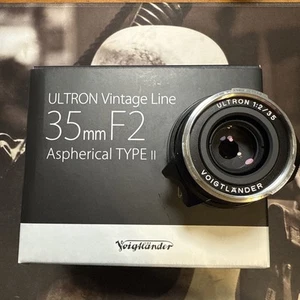 Lente asférica tipo II VM VOIGTLANDER Ultron Vintage Line 35 mm f2 (negra) M - Imagen 1 de 8