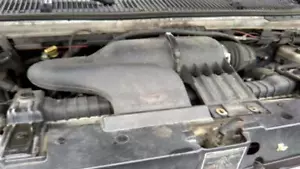 Used Air Cleaner Assembly fits: 2000 Ford e250 van 5.4 Grade A - Picture 1 of 9