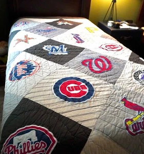 Pottery Barn Teen full Quilt MLB Baseball National & American Leagues Bed Topper - Picture 1 of 6