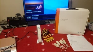 AT&T 2WIRE 2701HG-B HIGH SPEED INTERNET DSL WIRELESS G GATEWAY MODEM ROUTER - Picture 1 of 24