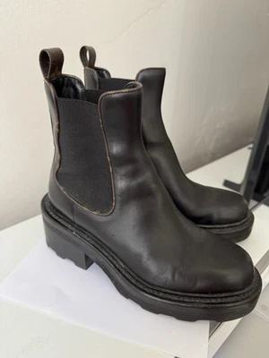 Botas negras Louis Vuitton Foto 1 de 4