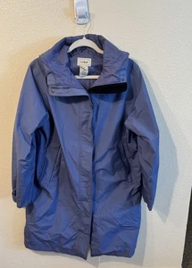 L.L. Bean Windbreaker Rain Light Jacket Hooded Blue Nylon Women's Size M EUC - Picture 1 of 4