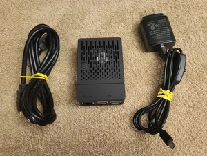 Raspberry Pi 3 Modelo B V1.2 1 GB Cuatro Núcleos WiFi BT con Tarjeta Micro SD de 32 GB y Estuche - Imagen 1 de 13