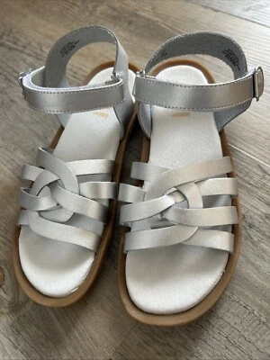 Sandalias de cuero UMI Youth Grill talla Euro 35 US-5 Foto 1 de 2