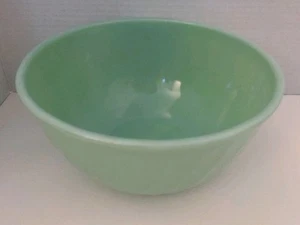 Vintage Fire King Jadeite Green Mixing Bowl Swirl Pattern 9" Inch Oven Glass - Picture 1 of 9