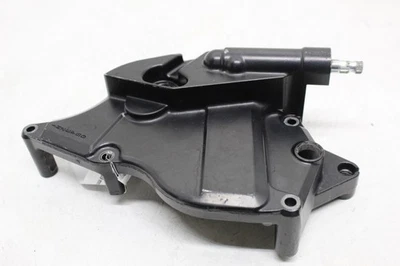 06-20 SUZUKI GSXR 600 750 OEM ENGINE SPROCKET COVER - Image 1 of 4