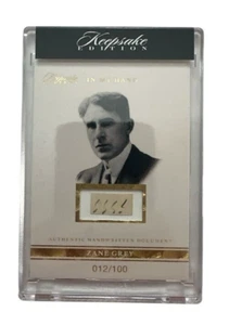 Tarjeta reliquia Zane Grey 2024 edición recuerdo #33 - con caja de exhibición 012/100 - Imagen 1 de 4