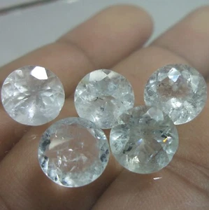 Natürliche hellblaue Farbe facettierter Aquamarin Beryll rund 2 Stück lose Edelstein - Bild 1 von 5