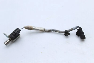 Conector solenoide presión aceite bomba agua Lexus IS200T 2016-2017 U1425 Foto 1 de 4