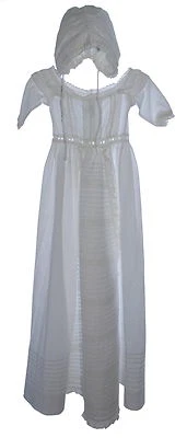 Vestido y gorro de bautizo de algodón blanco Marie Chantal nuevo con etiquetas SP £73 Foto 1 de 4