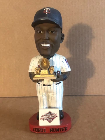 Minnesota Twins Torii Hunter Gold Glove Bobblehead SGA Cover