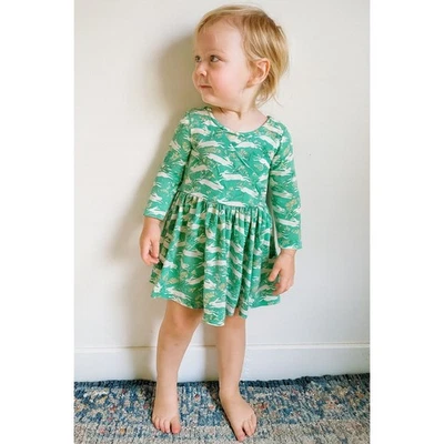 Vestido Mini Boden Verde Conejo Estampado Niñas 2-3 Años Manga Larga Preppy Informal Foto 1 de 4
