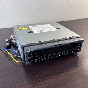 Oldtimer Lanzar KFZ Autoradio Radio CD Player Modell VBD400MP - Bild 1 von 12