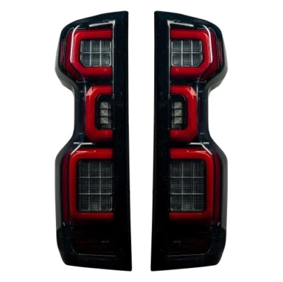 Luces traseras Recon 264397BK OLED ahumadas para Chevy Silverado 1500 y 2500 19-20 Foto 1 de 3