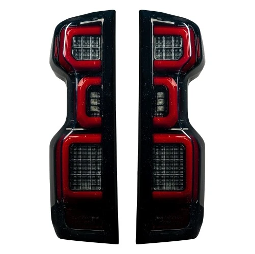 Lanternas traseiras OLED fumê Recon 264397BK para 19-20 Chevy Silverado 1500 e 2500 - Imagem 1 de 3