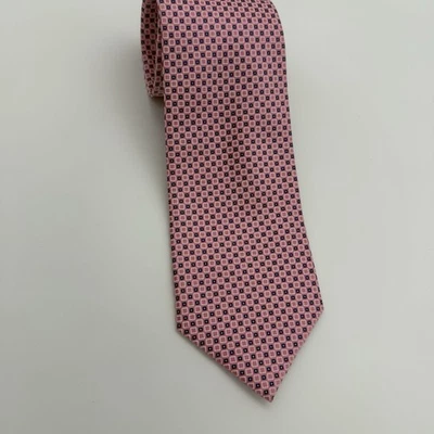 IZOD 真丝领带粉色和海军蓝几何图案经典精致男装 — 第 1/4 张图片