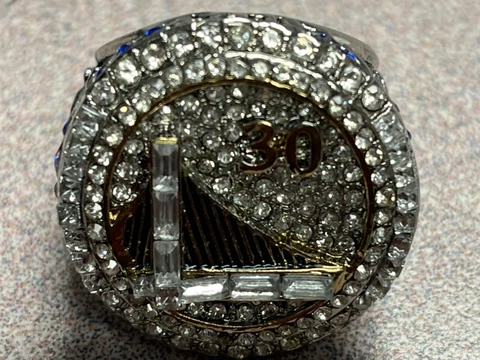 2015 STEPH CURRY COMMEMORATIVE CHAMPIONSHIP RING WARRIORS SIZE 14 Cover