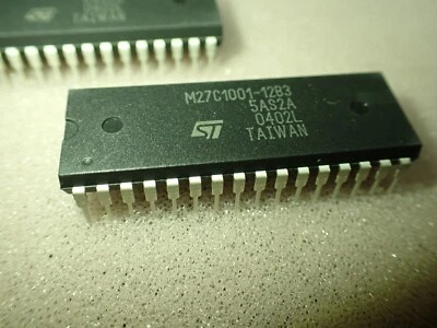 STM M27C1001-12B3 EXTENDED TEMP 125'c CMOS 1MB 128k x8 120ns DIP32 27C1001 x3pcs - Image 1 of 2