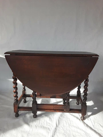 English Antique Dark wooden oval 47,5" Drop Leaf Gate twist Leg Table  2 chairs Cover