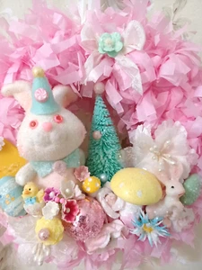 ๐ฃ๐๐ Vintage Style Sweetest Spring Easter Bunny Chicks Assemblage Pink Wreath - Picture 1 of 10