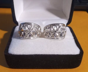 925 Sterling Silver Half Loop Stud Designer Flower Earrings- 6 Grams - Picture 1 of 6