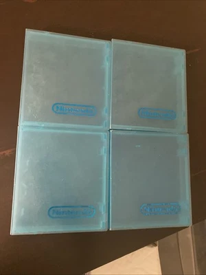 Lote de 4 fundas de plástico rígidas vintage OEM NES Nintendo - azules Foto 1 de 3