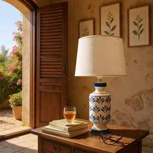 37 cm florale Keramik Tischlampe mit Schirm orientalisch blau weiß süß Nachttisch - Bild 1 von 8