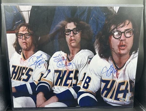 Slap Shot Hanson Brothers Steve Carlson firmato 16x20 foto a colori Beckett certificato di autenticità - Foto 1 di 4