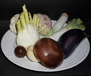 Porzellan Gemüsedarstellung - Bild 1 von 20