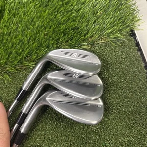 Titleist Vokey SM9 Tour Chrome Wedge Sand SW 56° Steel Wedge Flex Left handed - Picture 1 of 7