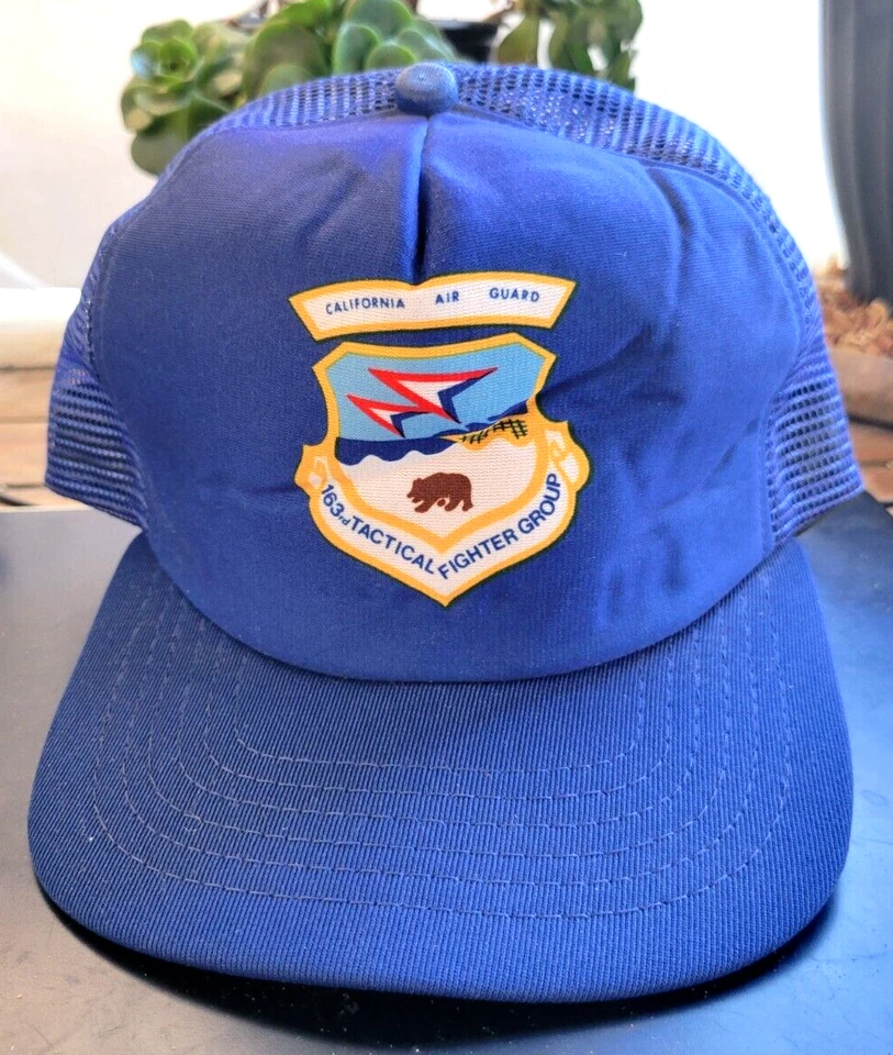 GORRA DE BÉISBOL CALIFORNIA AIR GUARD 163RD TACTICAL FIGHTER GROUP SNAPBACK TRUCKER Foto 1 de 3