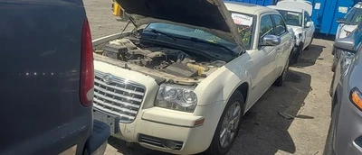 2010 Chrysler 300 Automatic Transmission OEM 139K Miles - LKQ396665455 - Image 1 of 4